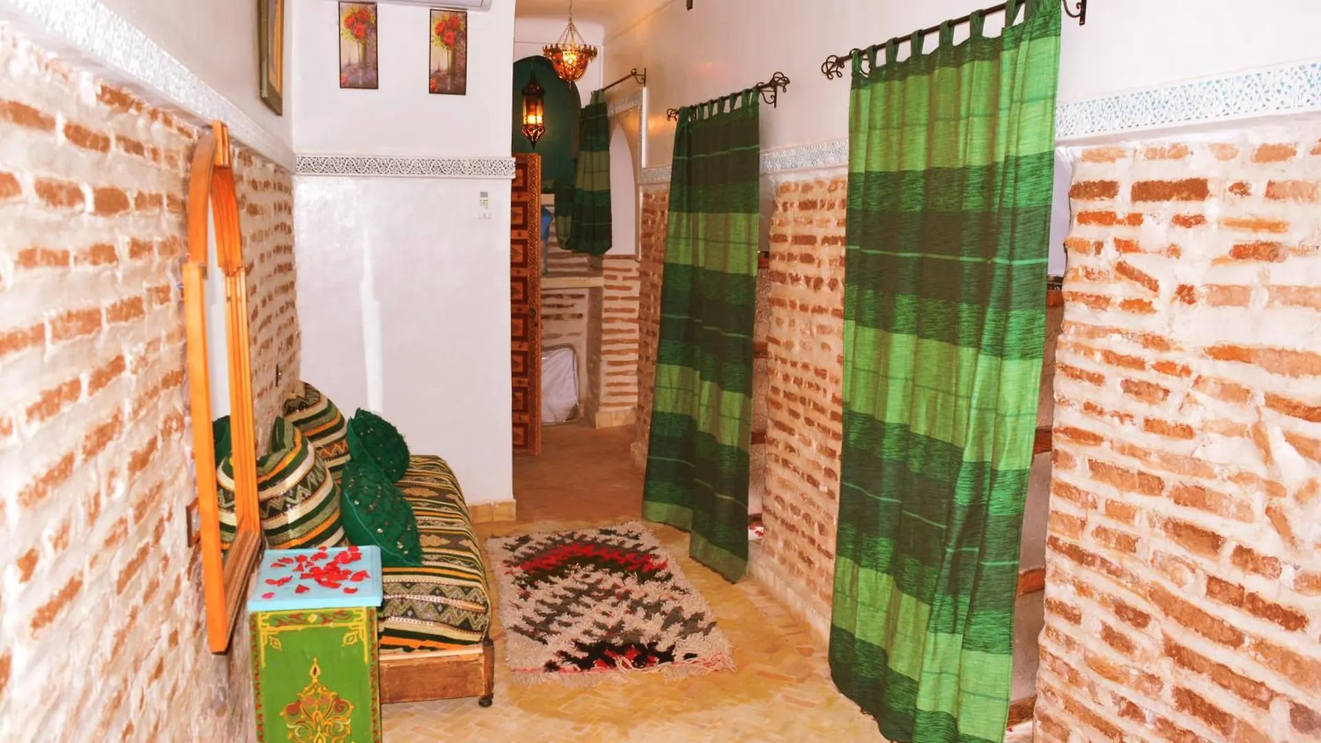 Riad Marrakesh Peace